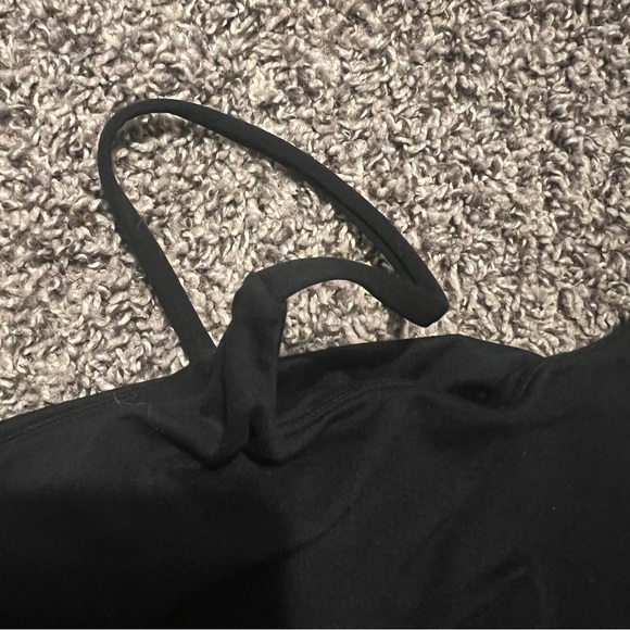 Geardon Crop Tank - Picture 2 of 4
